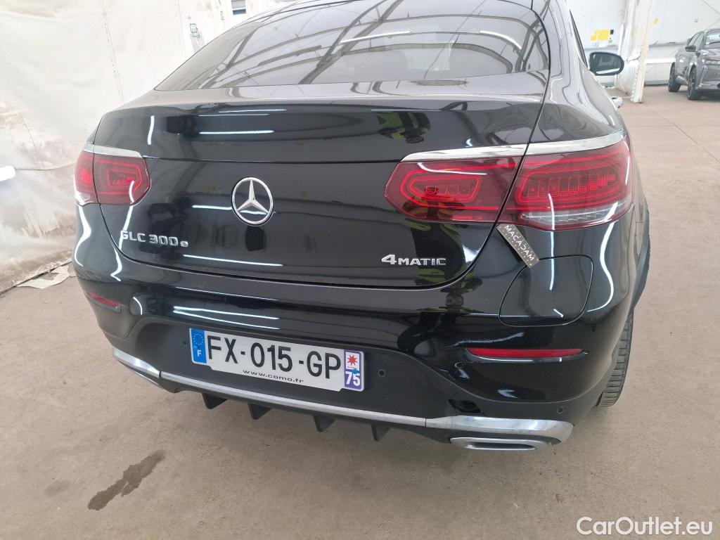  Mercedes  G-Klasee MERCEDES-BENZ GLC Coupe / 2019 / 5P / Coupé GLC 300 e AMG Line 4Matic #26