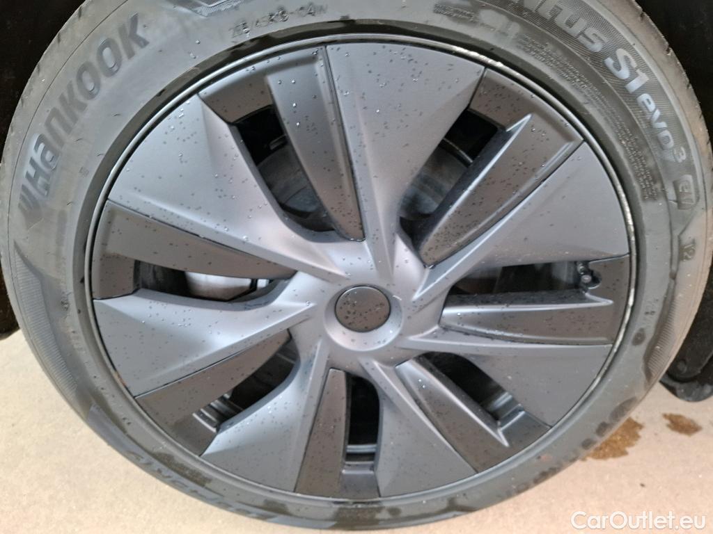  Tesla  Model Y TESLA  / 2020 / 5P / SUV Grande Autonomie RWD #10