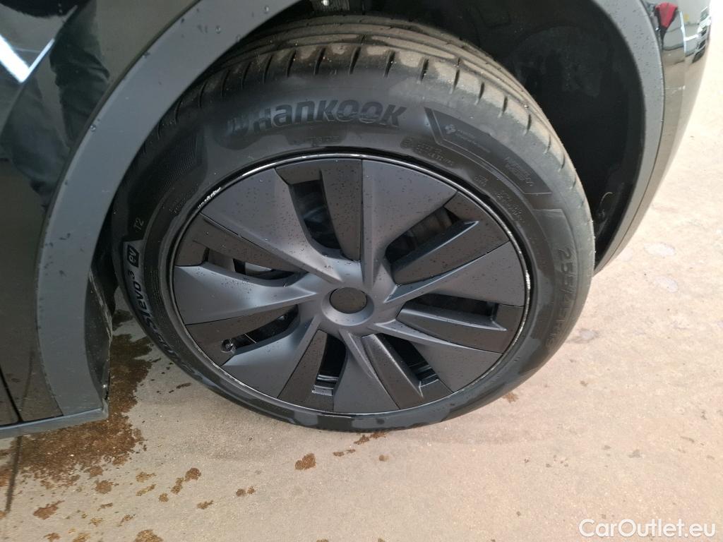  Tesla  Model Y TESLA  / 2020 / 5P / SUV Grande Autonomie RWD #14