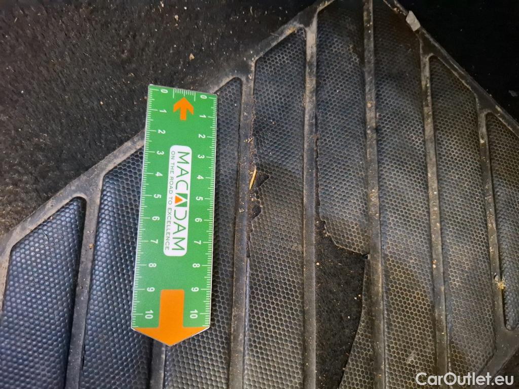 Citroen  C5 Aircross CITROEN  / 2022 / 5P / SUV BlueHDi 130 S&S EAT8 Feel #38