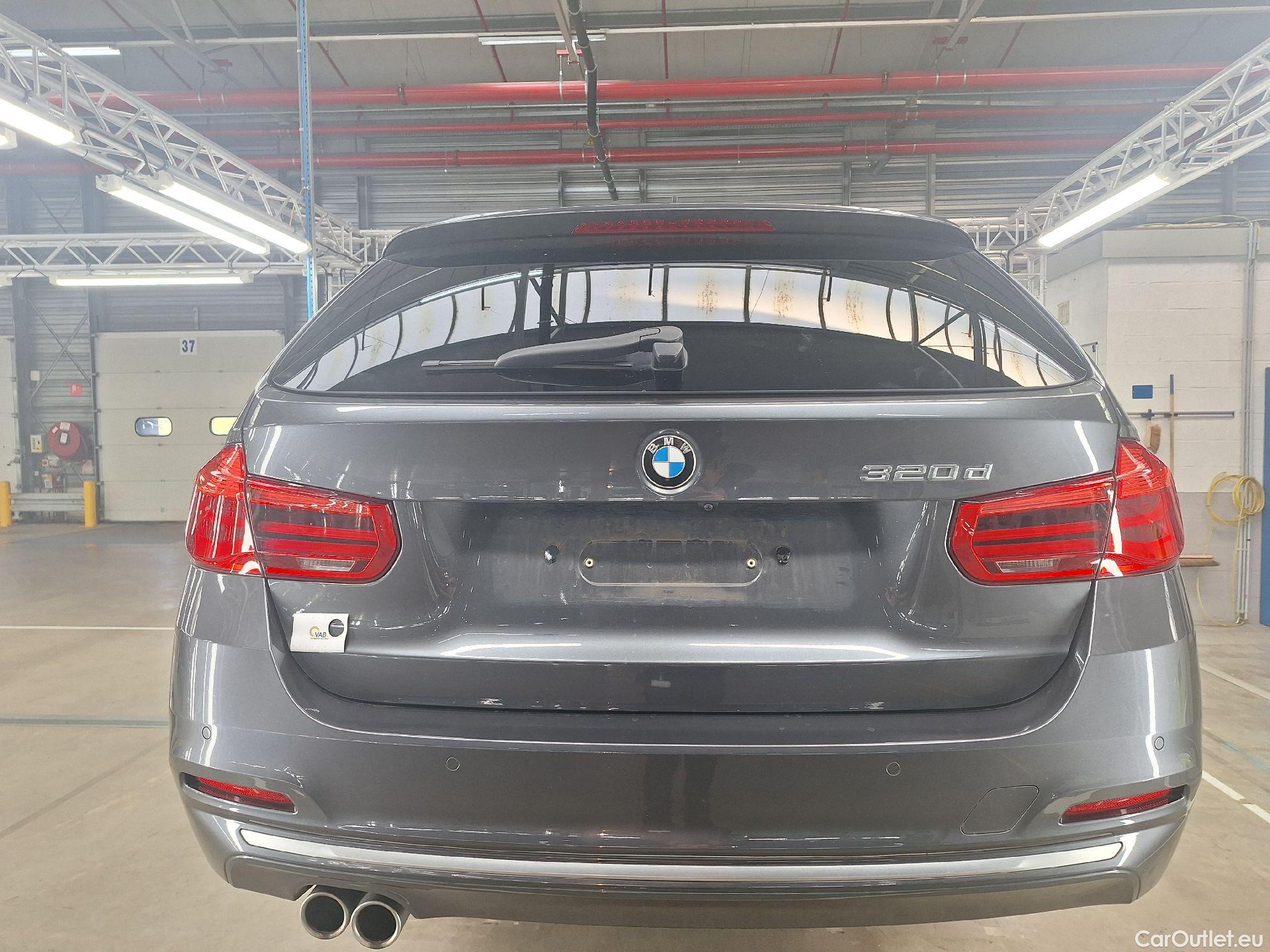  Bmw  Serie 3 BMW, 3-serie Touring '15, BMW 3 Reeks Touring 320d (120 kW) Aut. 5d #49