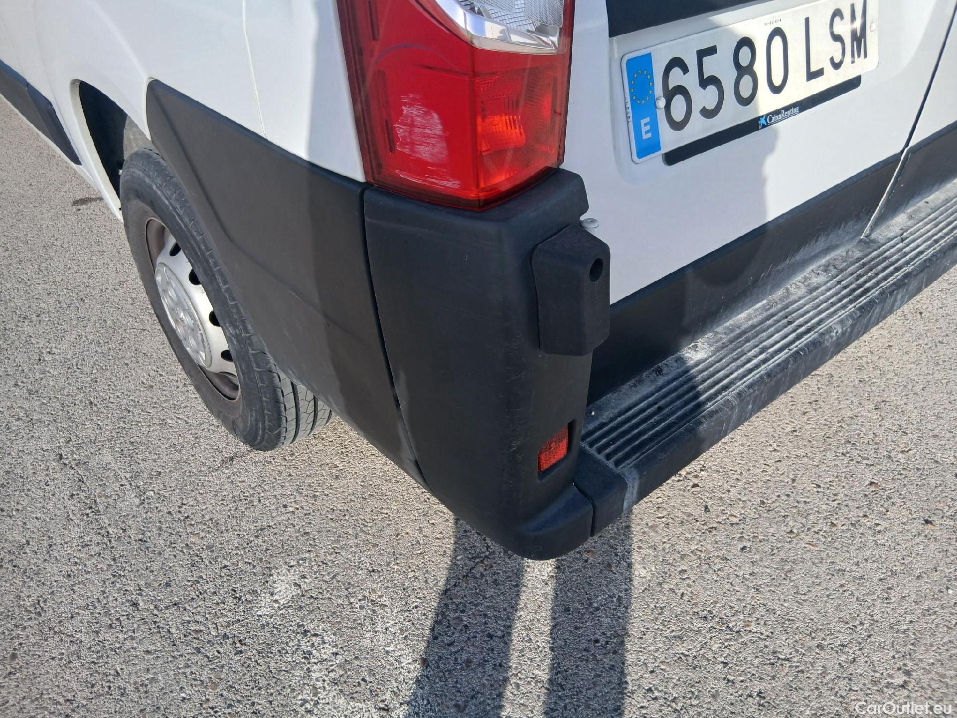  Peugeot  Boxer PEUGEOT  / 2014 / 4P / furgón 333 L2 H1 BHDI 103kW (140CV) S&S 6 V. M (AC) #17