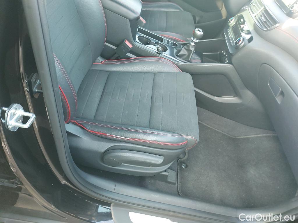  Hyundai  Tucson HYUNDAI  / 2018 / 5P / todoterreno 1.6 CRDI 100kW (136CV) 48V N-Line 4X2 #7