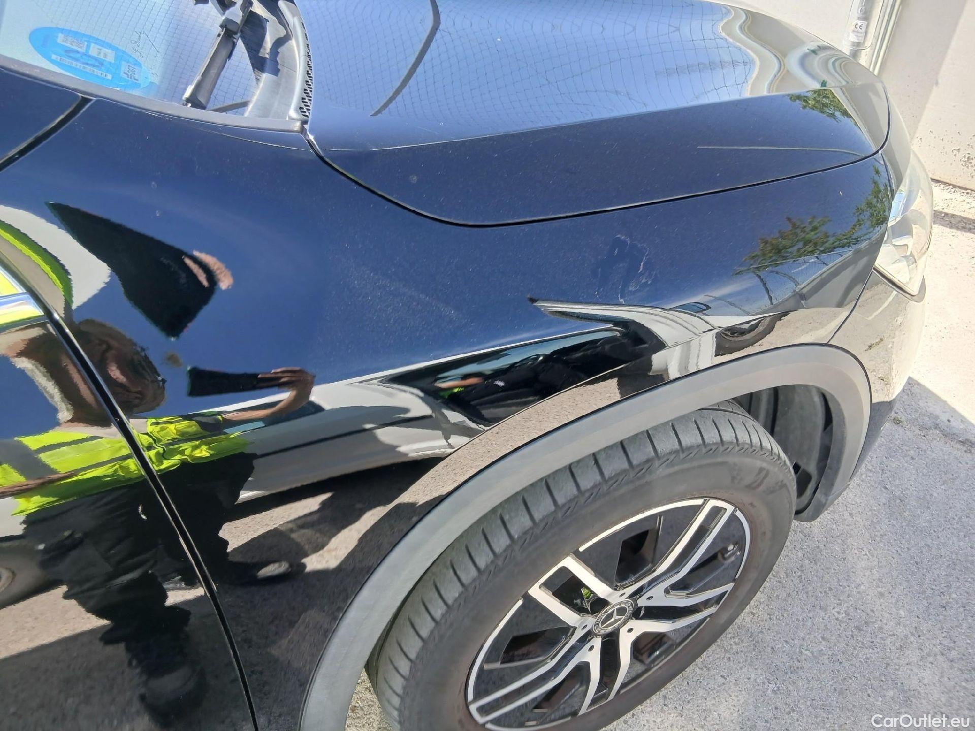  Mercedes  GLA MERCEDES-BENZ  / 2020 / 5P / todoterreno  250 e #39