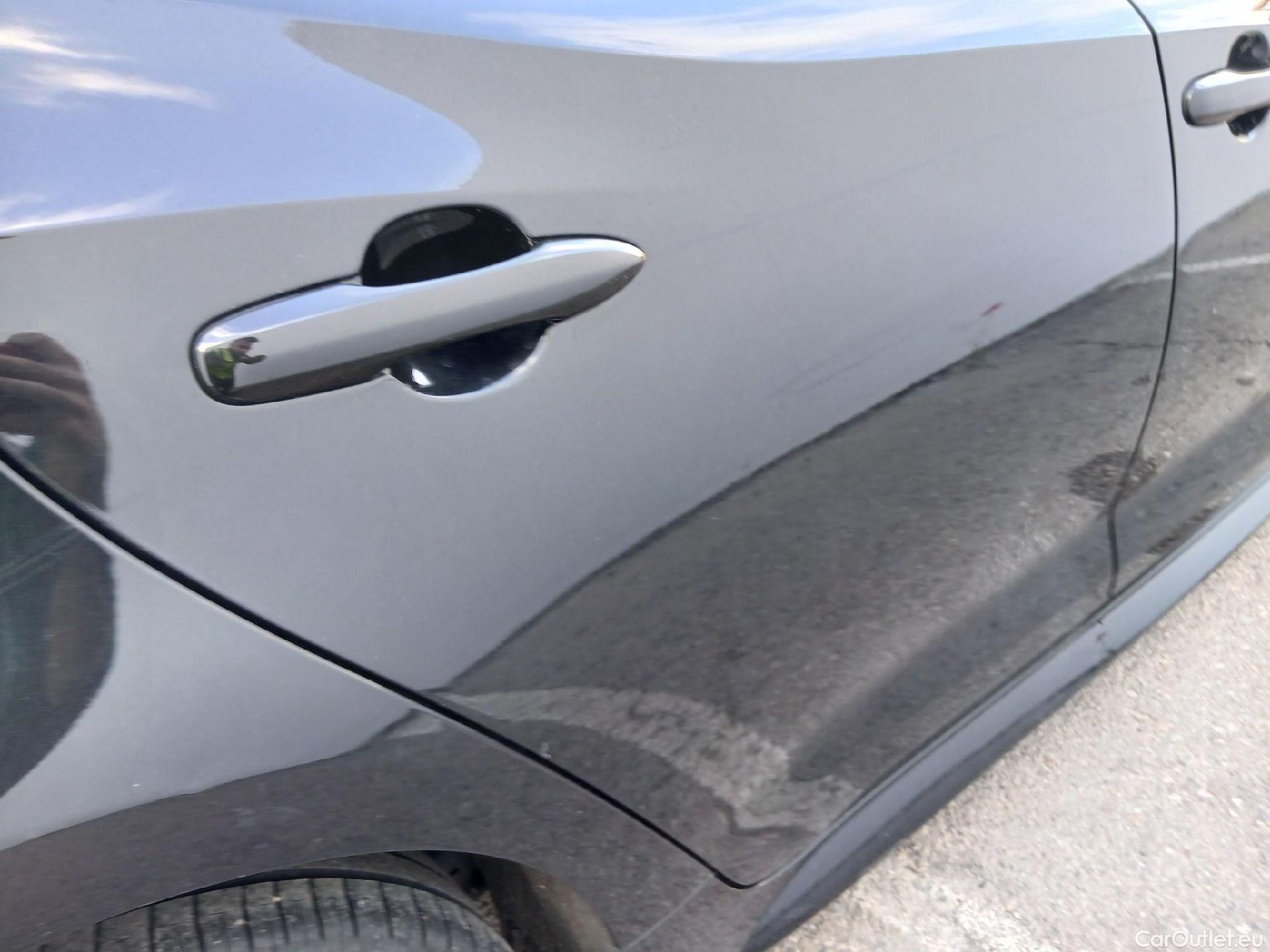  Toyota  Corolla TOYOTA  / 2019 / 5P / berlina con portón 1.8 125H BUSINESS PLUS E-CVT #14