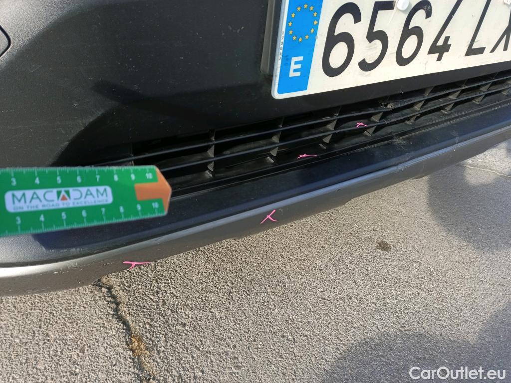  Toyota  RAV4 TOYOTA  / 2018 / 5P / todoterreno 2.5l 220H Advance #19