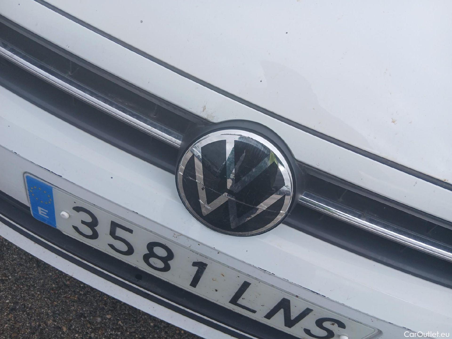  Volkswagen  Polo VOLKSWAGEN  / 2017 / 5P / berlina con portón United 1.0 TSI 81kW (110CV)(SP) #11
