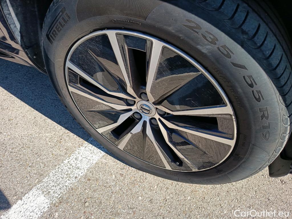  Volvo  XC90 VOLVO  / 2019 / 5P / todoterreno 2.0 B5 D AWD Momentum Pro Auto #17