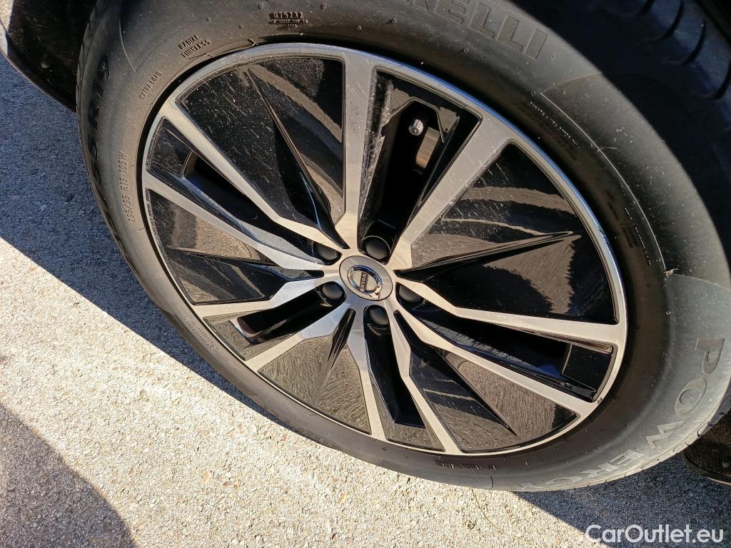  Volvo  XC90 VOLVO  / 2019 / 5P / todoterreno 2.0 B5 D AWD Momentum Pro Auto #21