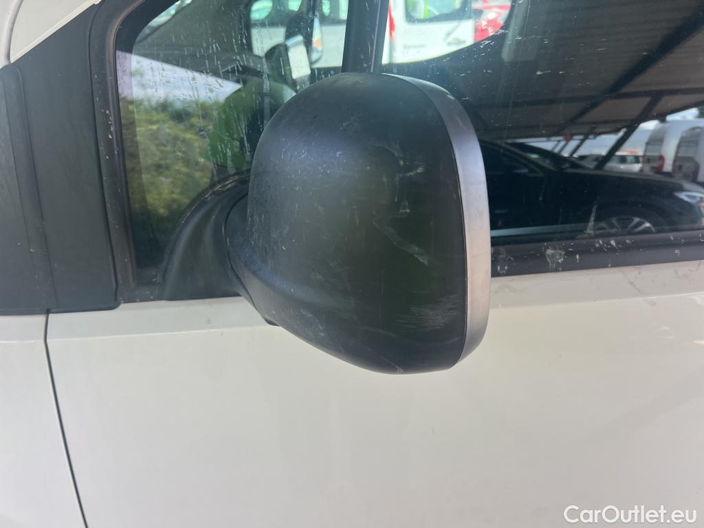  Citroen  Berlingo CITROEN  / 2018 / 4P / furgón derivado de turismo Talla M BlueHDi 100 CLUB #19
