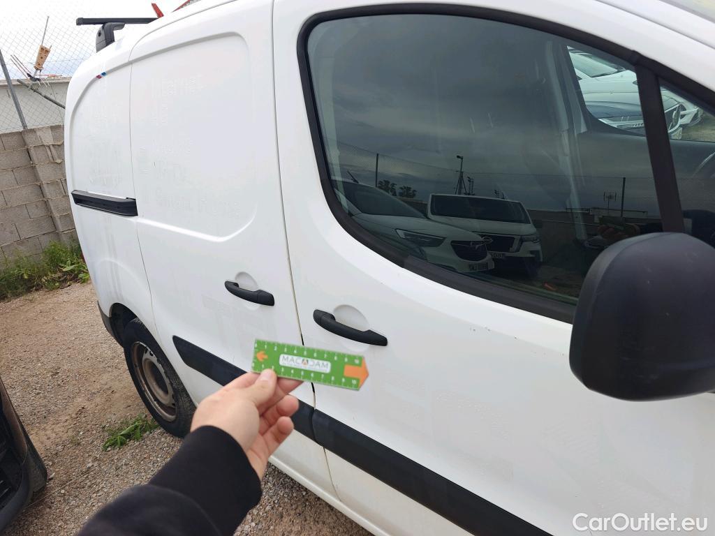 Citroen  Berlingo CITROEN  / 2015 / 3P / furgón derivado de turismo BlueHDI 74KW (100CV) (AC) #21