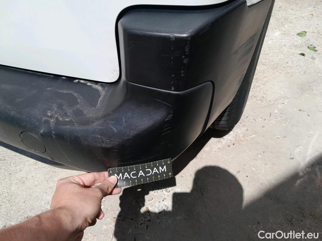  Citroen  Berlingo CITROEN  / 2018 / 3P / furgón derivado de turismo Talla M BlueHDi 100 CONTROL #25