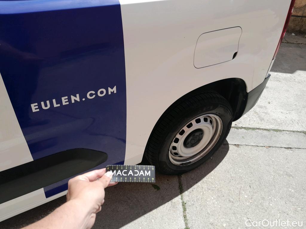  Citroen  Berlingo CITROEN  / 2018 / 3P / furgón derivado de turismo Talla M BlueHDi 100 CONTROL #5