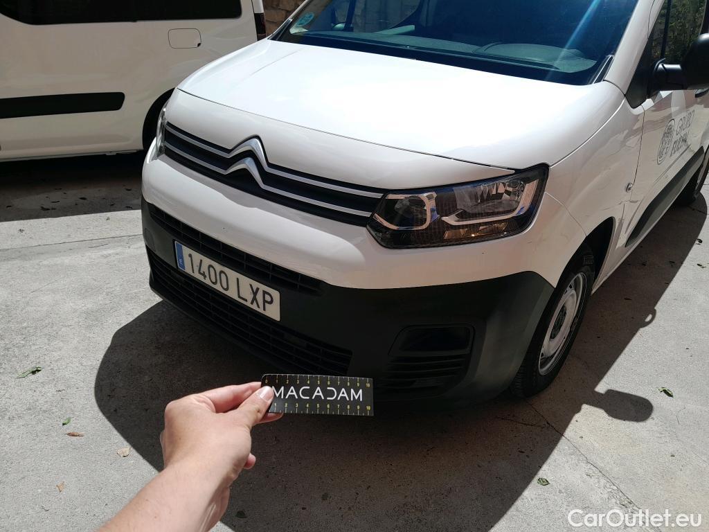  Citroen  Berlingo CITROEN  / 2018 / 3P / furgón derivado de turismo Talla M BlueHDi 100 CONTROL #30