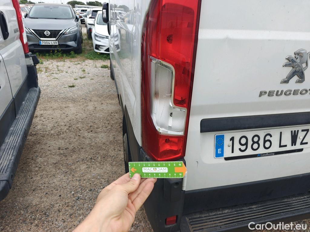  Peugeot  Boxer PEUGEOT  / 2014 / 4P / furgón 335 L2 H2 BHDI 103kW (140CV) S&S 6 V. M #17