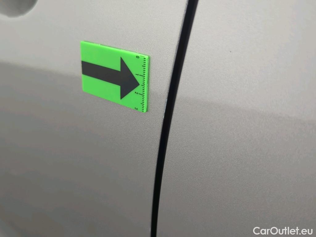  Toyota  Corolla 1.8 Hybrid Dynamic HSD E-CVT #18