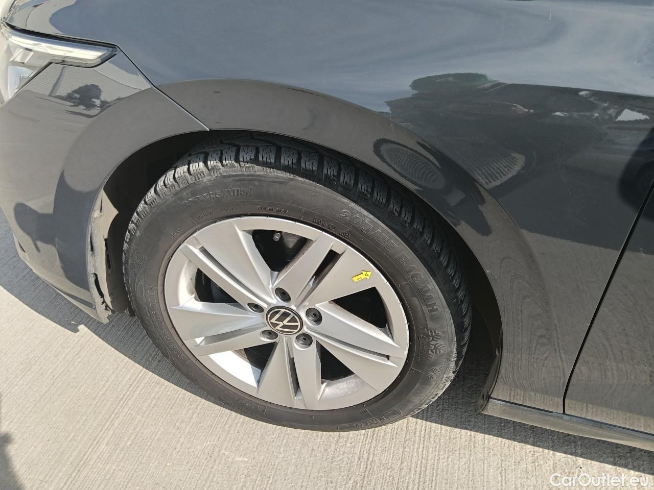  Volkswagen  Golf  Life 1.0 TSI #6
