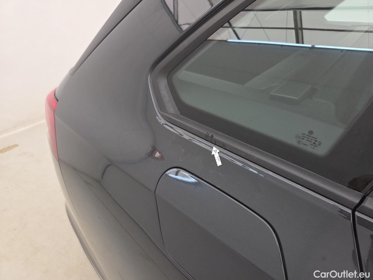  Volkswagen  Golf  2.0 TDI 116HP DSG Life Variant #5