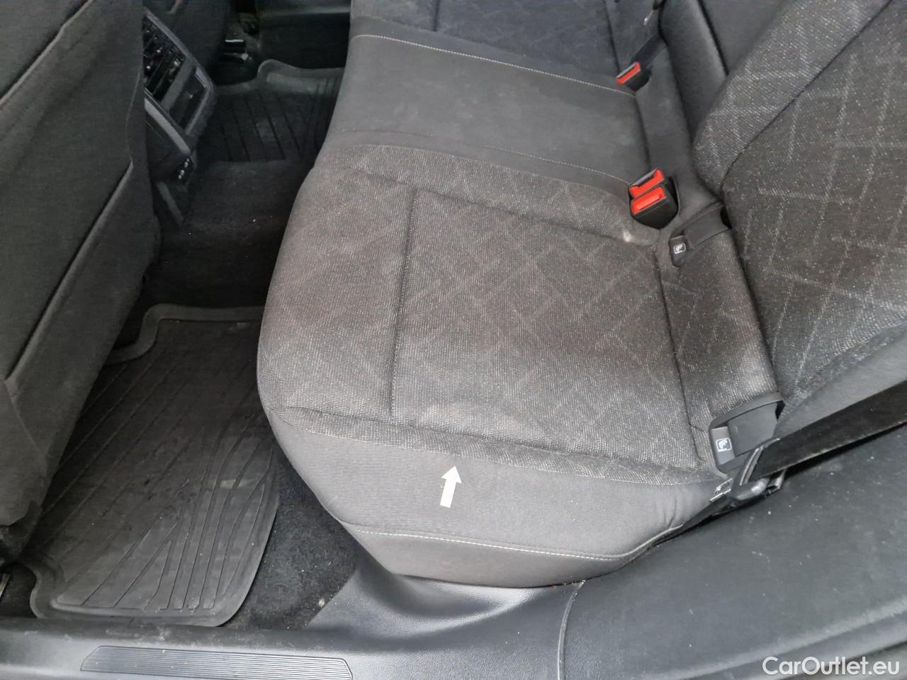  Volkswagen  Golf  2.0 TDI 116HP DSG Life Variant #21