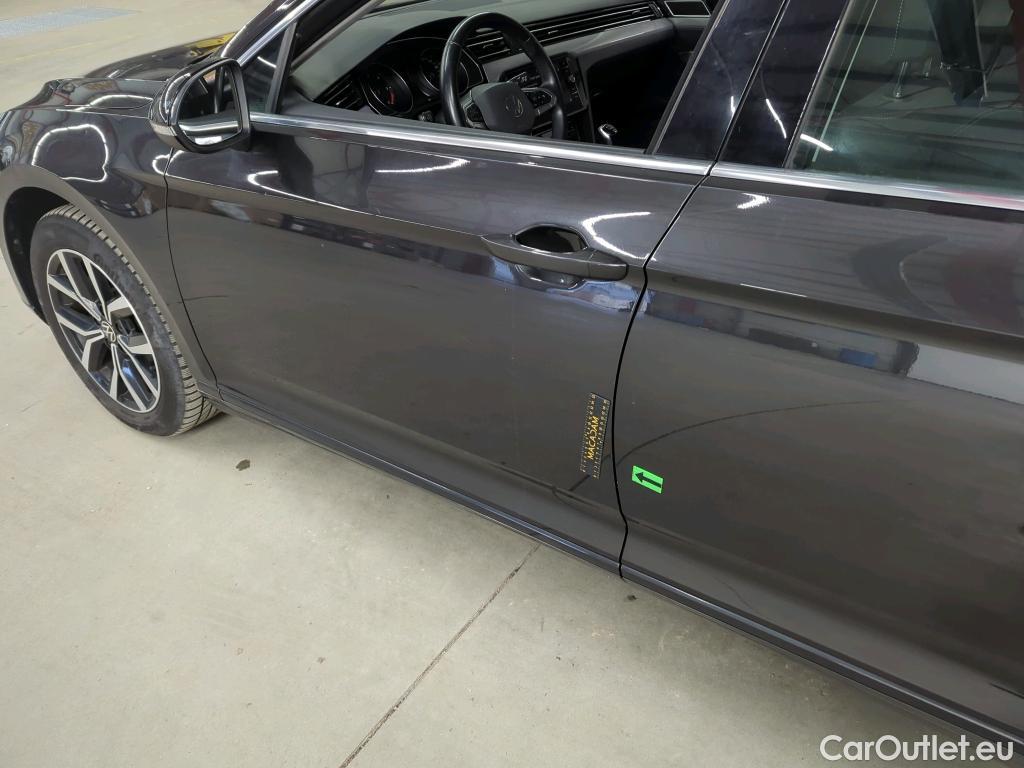  Volkswagen  Passat Comfortline 2.0 TDI 150 CP #38