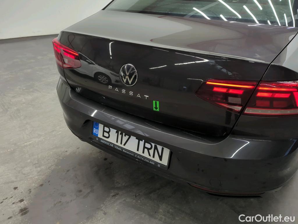  Volkswagen  Passat Comfortline 2.0 TDI 150 CP #26