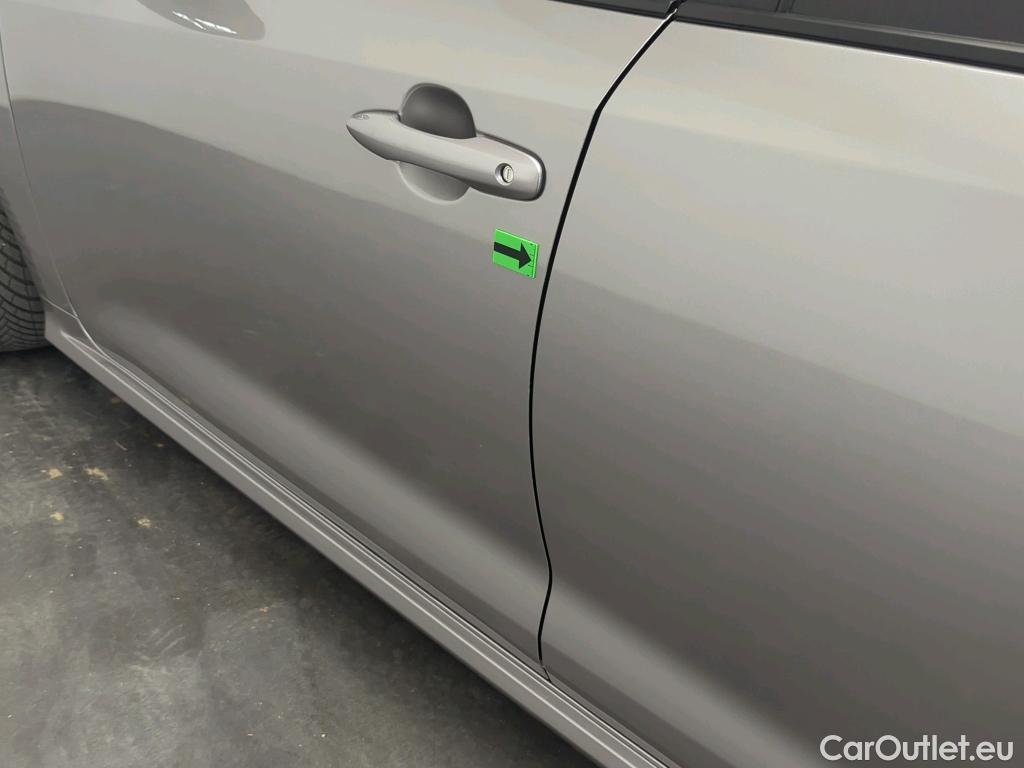  Toyota  Corolla 1.8 Hybrid Dynamic HSD E-CVT #17