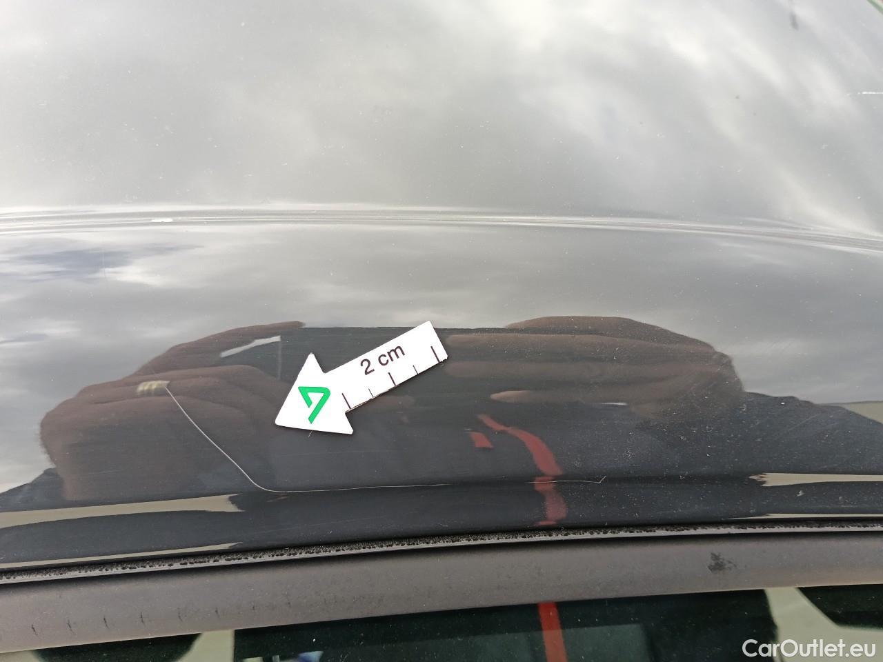  Volkswagen  Golf  Life 1.0 TSI #36