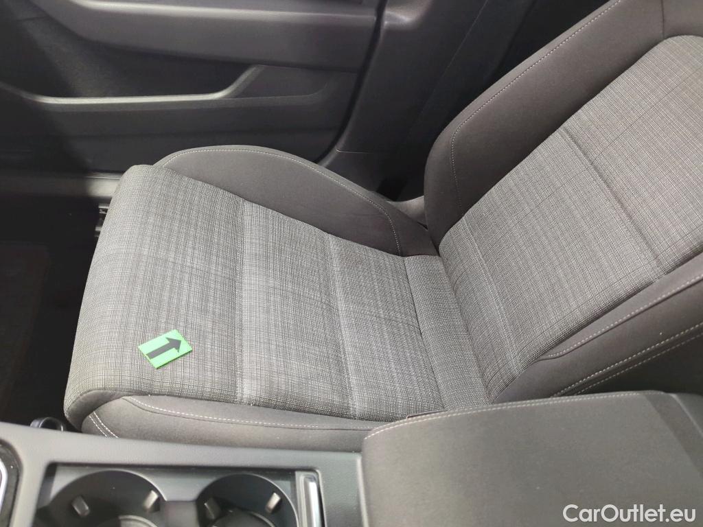  Volkswagen  Passat Comfortline 2.0 TDI 150 CP #22