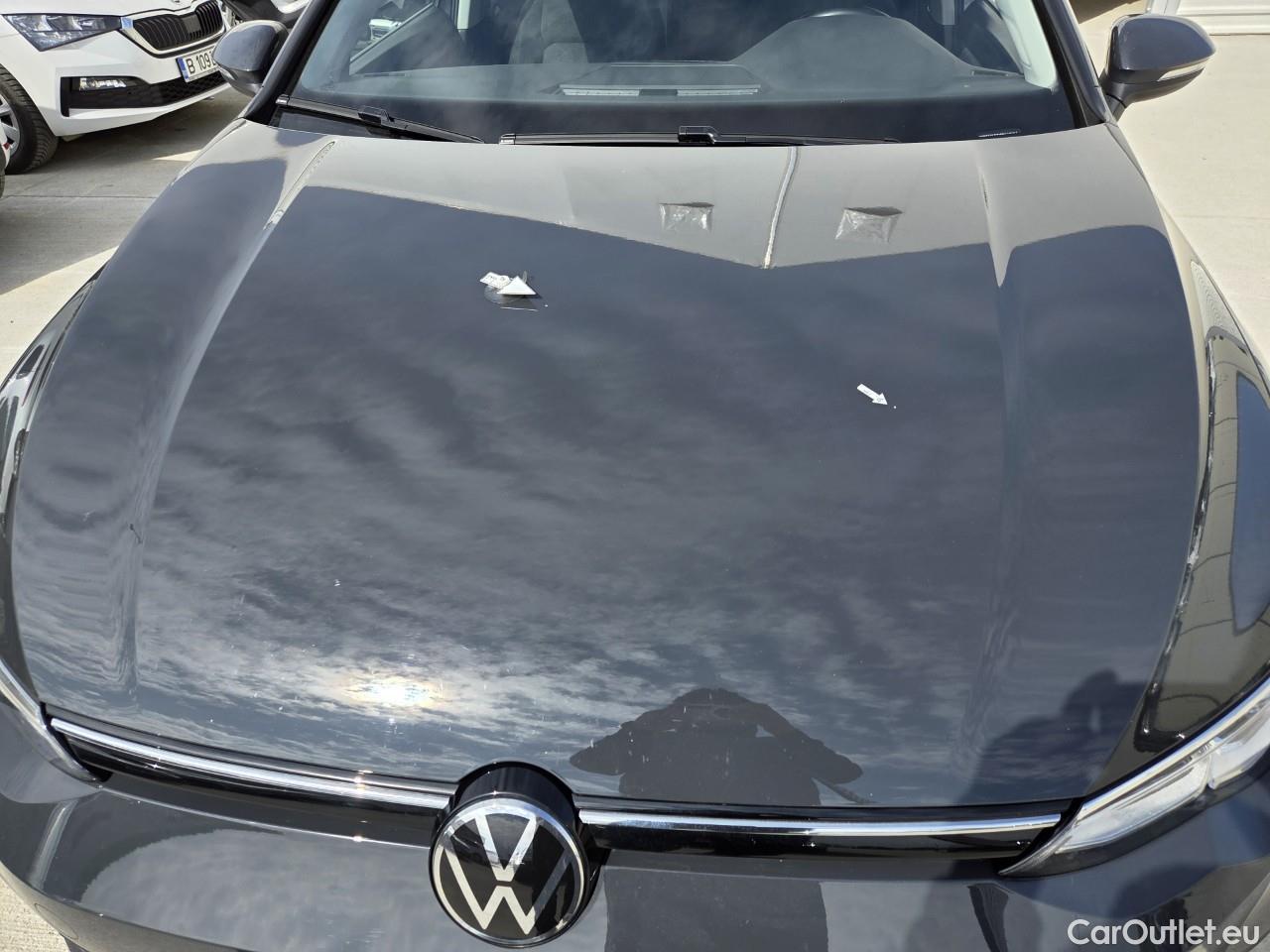  Volkswagen  Golf  Life 1.0 TSI #23