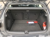  Volkswagen  Golf  Life 1.0 TSI #9