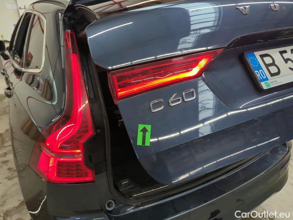  Volvo  XC60 2.0 B4 D 197CP Momentum Pro AT8 AWD #27
