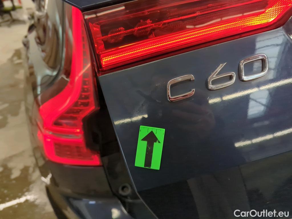  Volvo  XC60 2.0 B4 D 197CP Momentum Pro AT8 AWD #28
