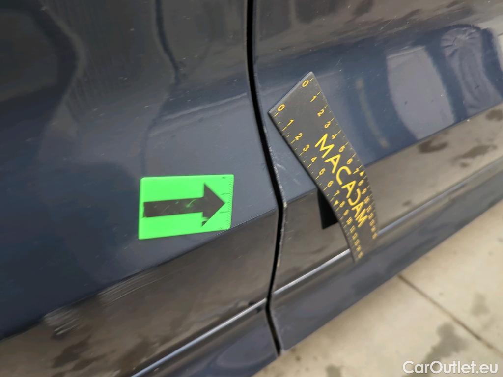  Volvo  XC60 2.0 B4 D 197CP Momentum Pro AT8 AWD #12