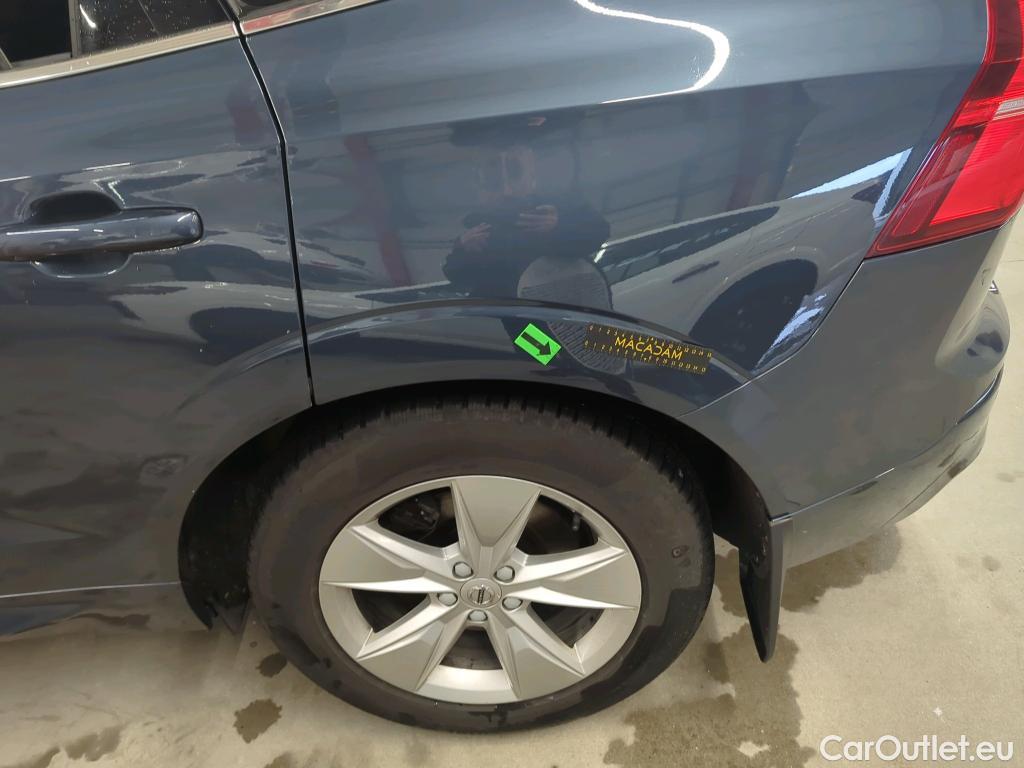  Volvo  XC60 2.0 B4 D 197CP Momentum Pro AT8 AWD #53