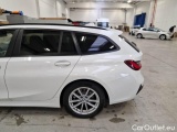  Bmw  Serie 3 BMW  / 2018 / 5P / STATION WAGON 318D 48V BUSINESS ADVANTAGE TOURING AUTO #60