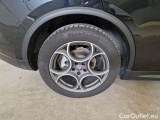 Alfa Romeo   STELVIO ALFA ROMEO / 2017 / 5P / SUV 2.2 TD 190 CV SPRINT AT8 Q4 #18
