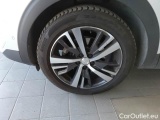  Peugeot  3008 PEUGEOT  / 2020 / 5P / SUV BLUEHDI 130 EAT8 SeS ALLURE #47