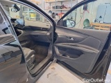  Peugeot  3008 PEUGEOT  / 2020 / 5P / SUV BLUEHDI 130 EAT8 SeS ALLURE #102