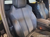 Peugeot  3008 PEUGEOT  / 2020 / 5P / SUV BLUEHDI 130 EAT8 SeS ALLURE #115
