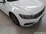  Volkswagen  Passat VOLKSWAGEN  / 2019 / 5P / STATION WAGON VAR.2.0 TDI SCR EVO 110KW EXEC. BMT DSG #33