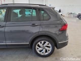  Volkswagen  Tiguan VOLKSWAGEN  / 2020 / 5P / SUV 2.0 TDI SCR 110KW LIFE DSG 4MOTION #55