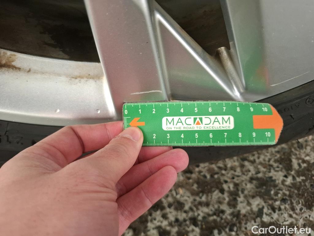  Peugeot  3008  Active Pack 1.5 HDi 130CV BVA8 E6d #8