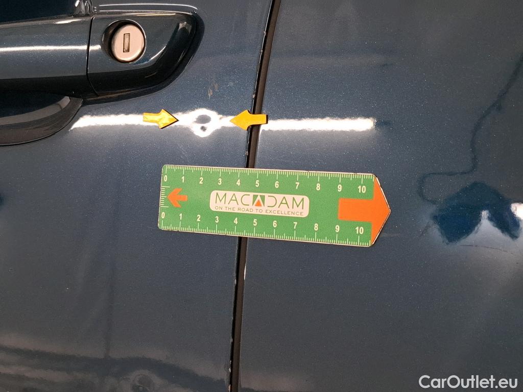  Peugeot  5008  Active Pack 1.5 HDi 130CV BVA8 7 Sieges E6d #26