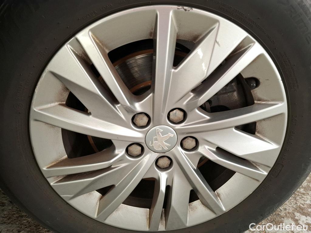  Peugeot  508 PEUGEOT  / 2018 / 5P / Berline BlueHDi 130 S&S EAT8 ACTIVE BUSINESS #17
