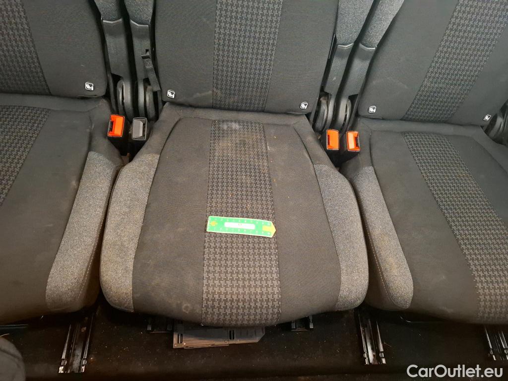  Peugeot  5008  Active Pack 1.5 HDi 130CV BVA8 7 Sieges E6d #70