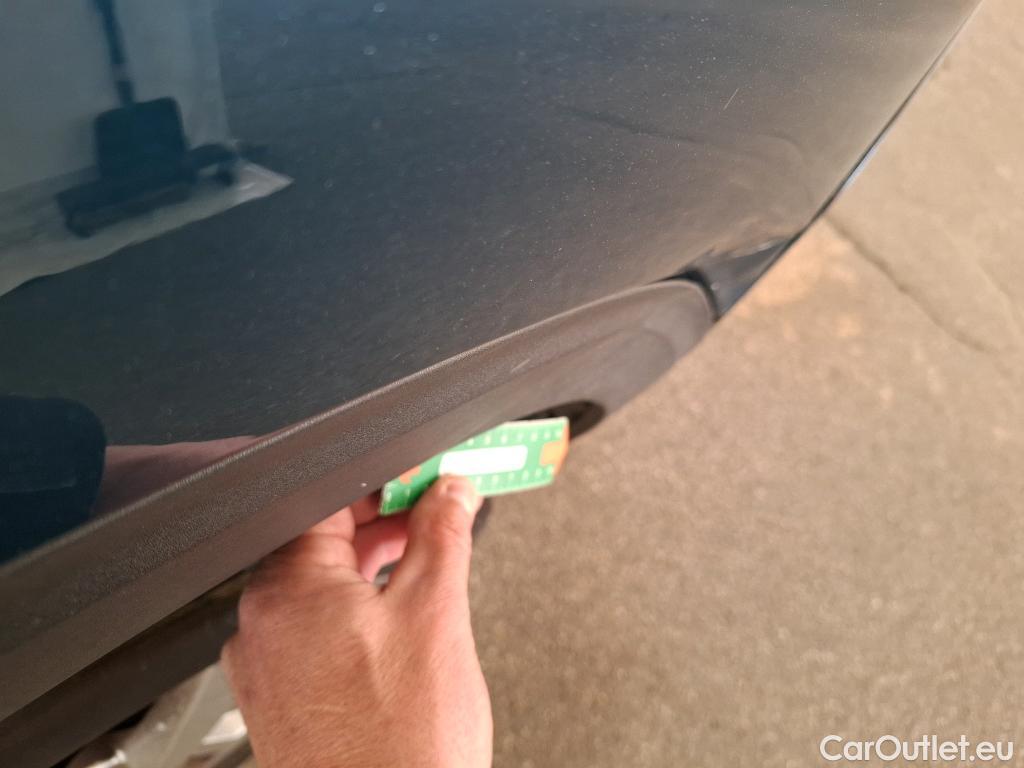  Peugeot  5008  Active Pack 1.5 HDi 130CV BVA8 7 Sieges E6d #40