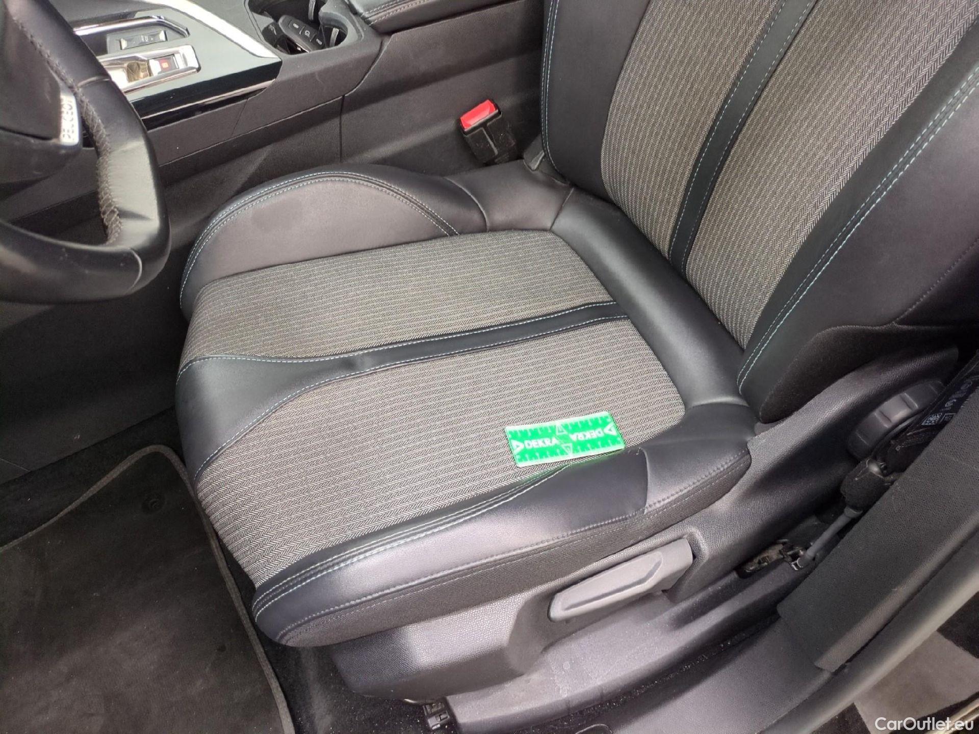  Peugeot  5008  Allure 1.5 HDi 130CV BVA8 7 Sieges E6d #7