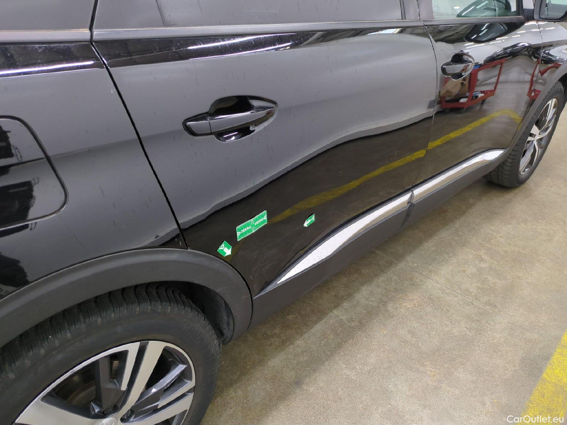  Peugeot  5008  Allure 1.5 HDi 130CV BVA8 7 Sieges E6d #25