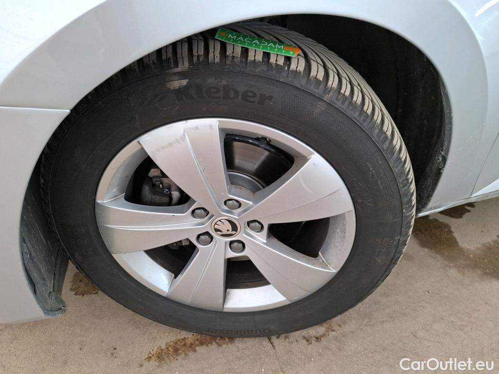 Skoda  Superb  Break Business 2.0 TDI 150CV BVA7 E6dT #6
