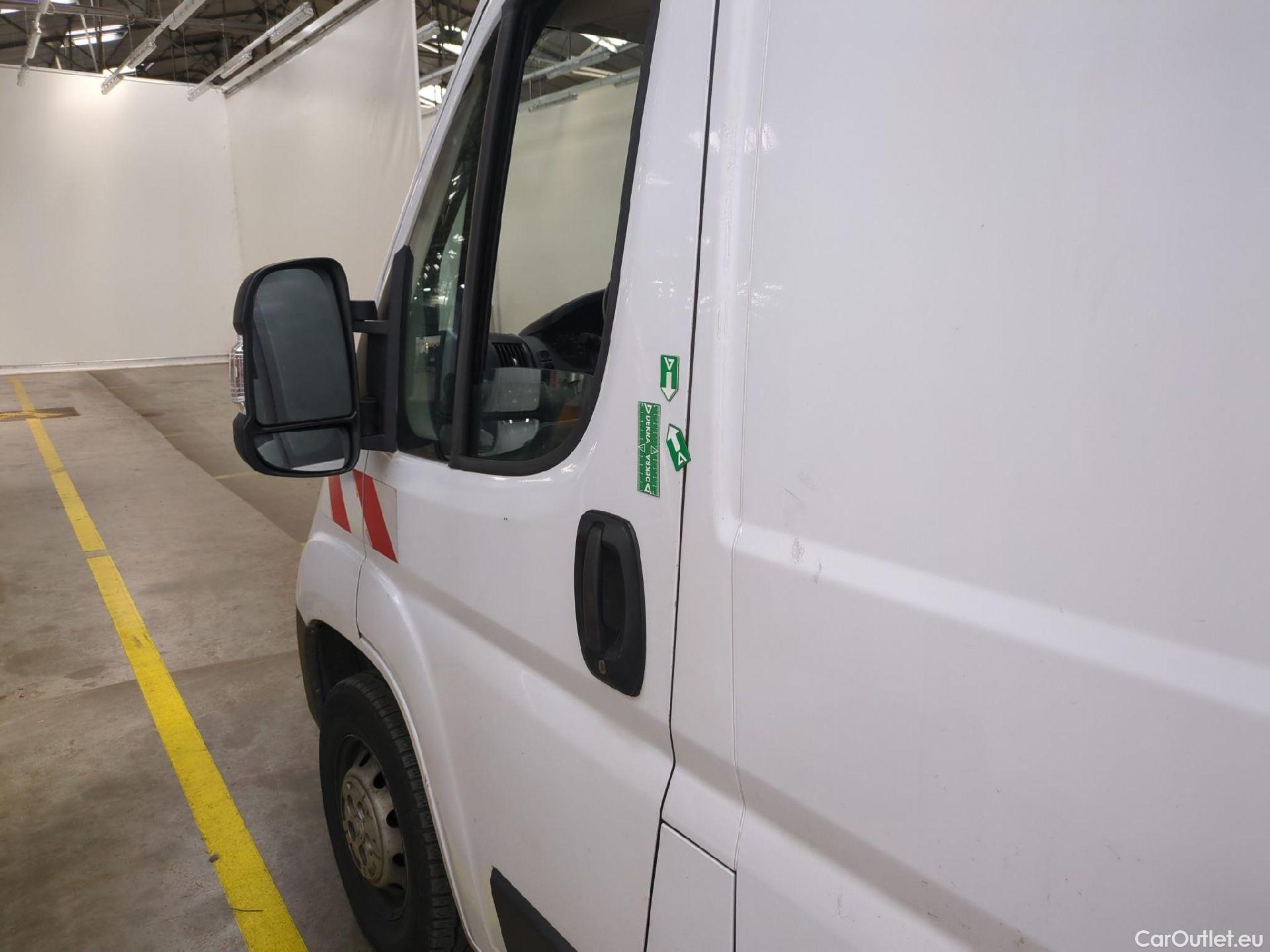  Citroen  Jumper CITROEN  / 2014 / 4P / Fourgon tôlé 30 L2H2 BlueHDi 120 S&S BVM6 Driver #12